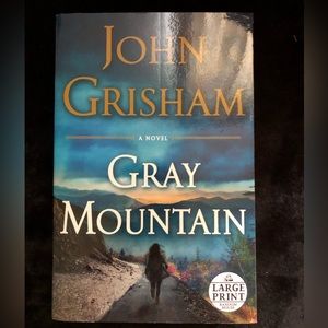 John Grisham Large Print Gray Mountain Paperback Novel/ Book